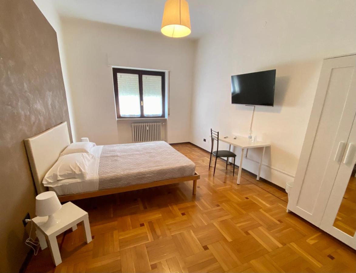 5Th Apartment Кунео Экстерьер фото